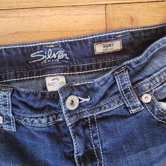 Silvers - Picture 3 of 4